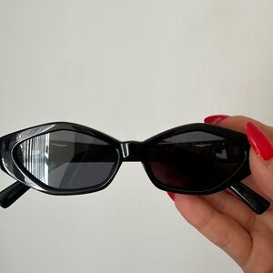 Le specs PETIT PANTHERE | BLACK-SMOKE MONO